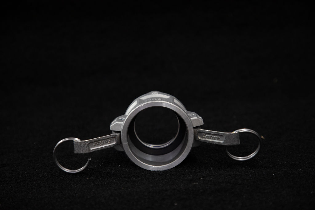 Union (Plain x Male Threaded)